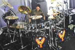 Deen Castronovo