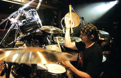 Virgil Donati : Modern Drummer