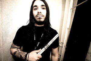 Alex Lopez of Suicide Silence : Modern Drummer