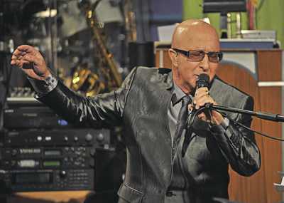 Paul Shaffer : Modern Drummer