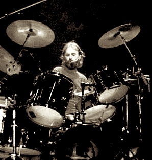 Keith Knudsen Of The Doobie Brothers in Modern Drummer
