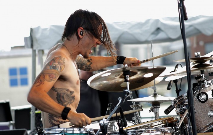 Chris Reeve of Filter Roverfest live (photo by Ohio Music Press)