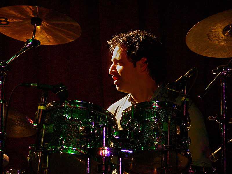 "Nick D'Virgilio onstage with Spock's Beard at BB Kings, April 27, 2007" by Lrheath under the Creative Commons Attribution-Share Alike 3.0 Unported license.