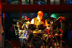 MD Columnist John Emrich Assists Peter Erskine With Multimedia Performance for KIN