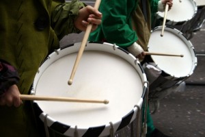 How to Hold Drum Sticks: Traditional Grip vs. Matched Grip